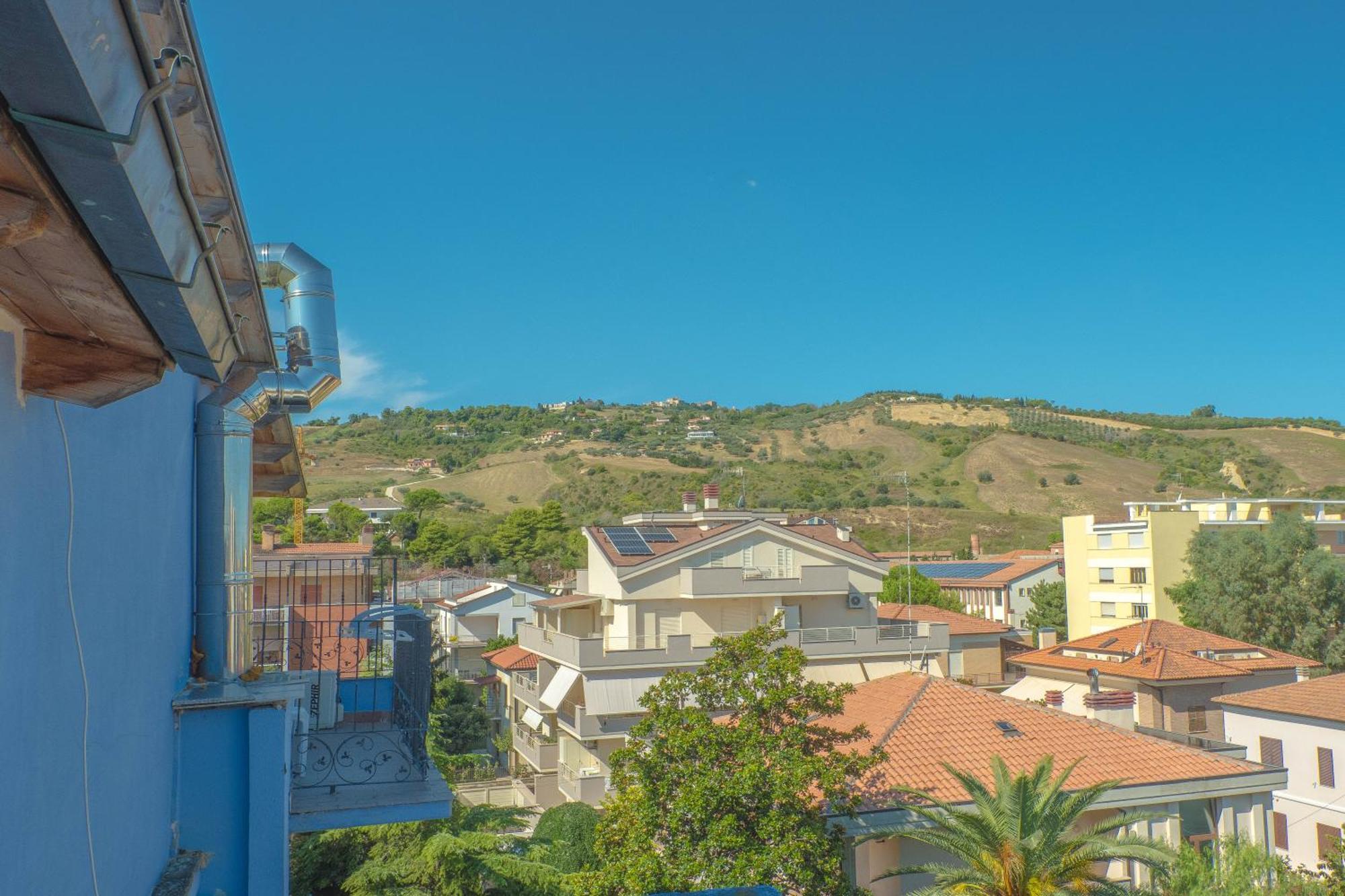 Hotel Albatros Roseto Degli Abruzzi Bagian luar foto