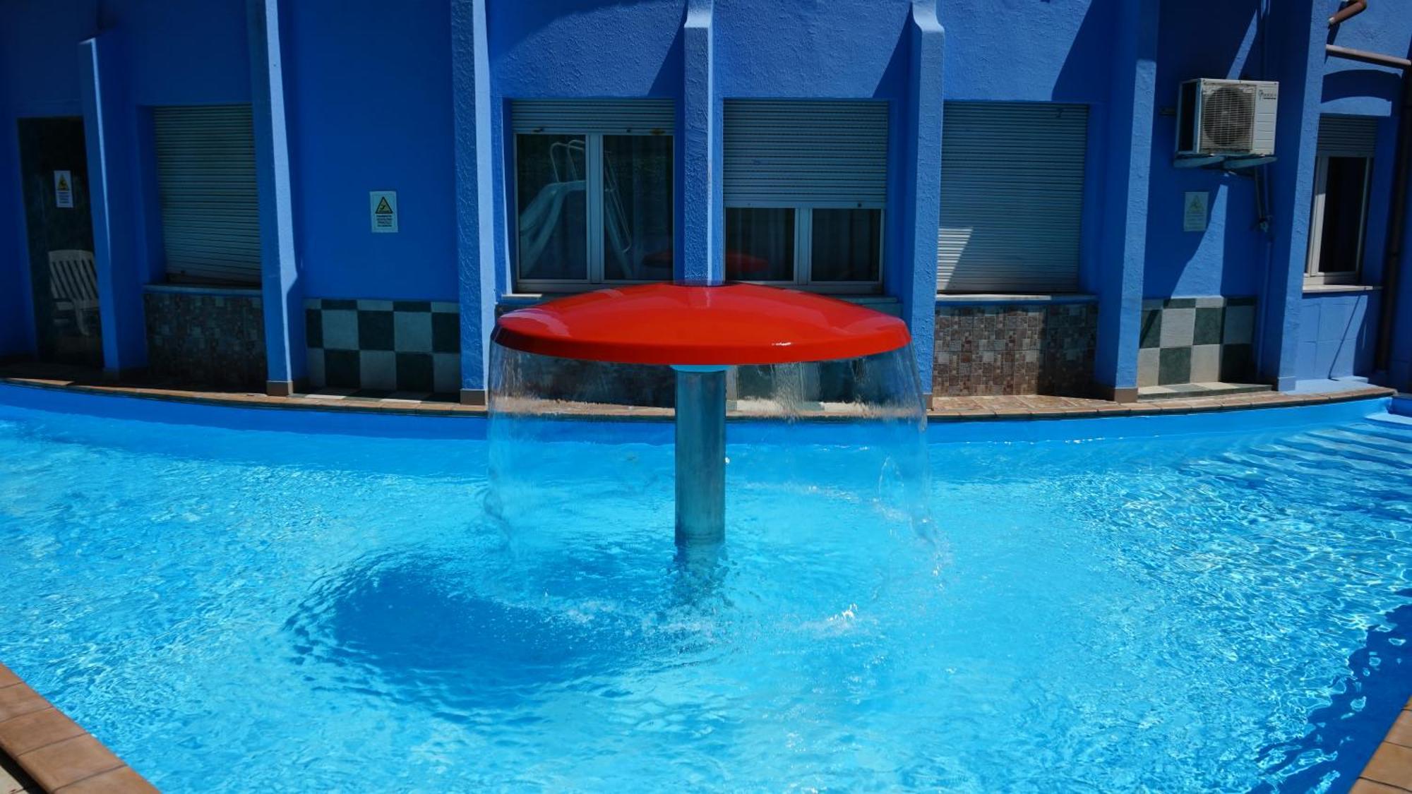 Hotel Albatros Roseto Degli Abruzzi Bagian luar foto