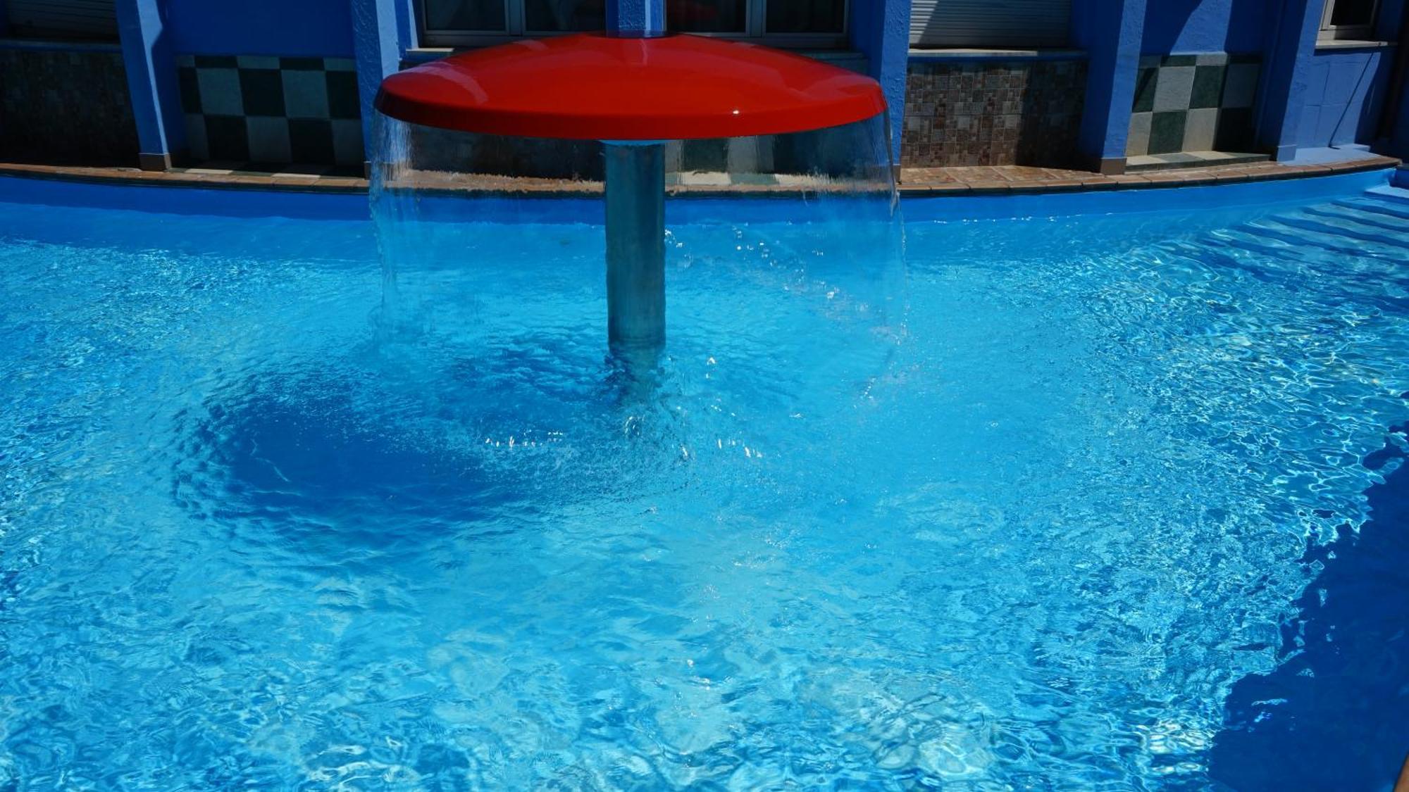 Hotel Albatros Roseto Degli Abruzzi Bagian luar foto